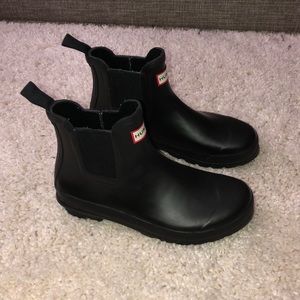 SOLD Chelsea style hunter boots short